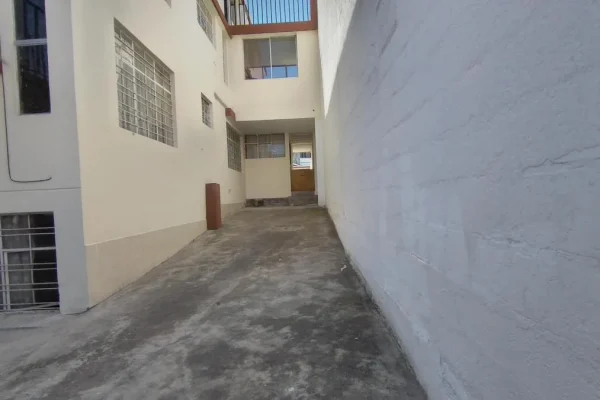 1096294497-3