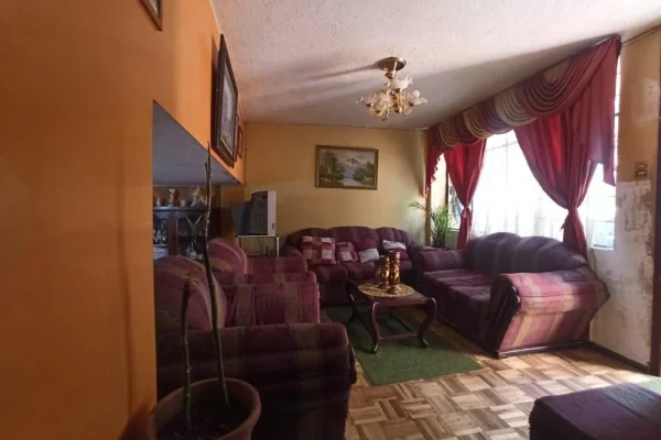 1105374145-1