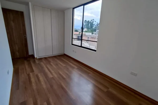 1123995273