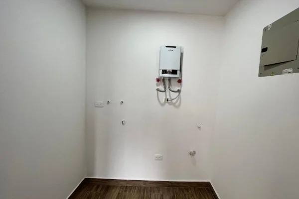1185959728
