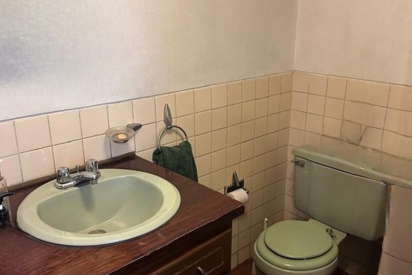 1ef103e4-016b-4a43-9d95-0a1cb6ab4946