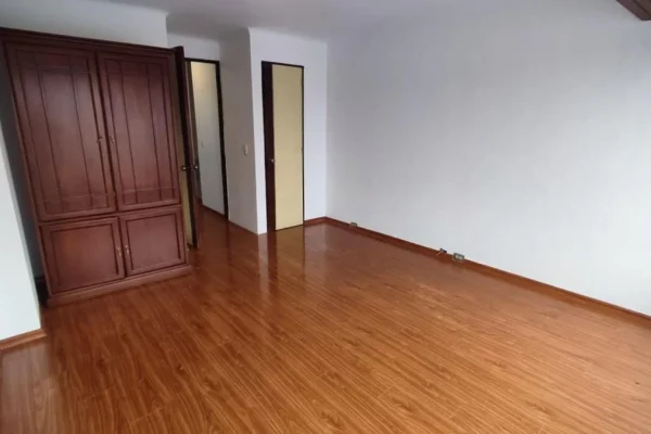 362633044
