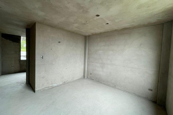 363048959