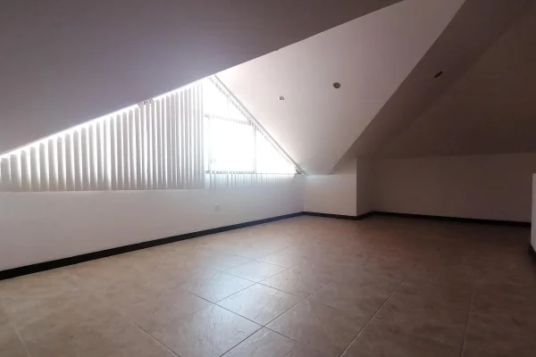 368020404