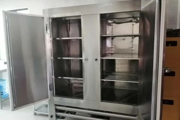 369927624