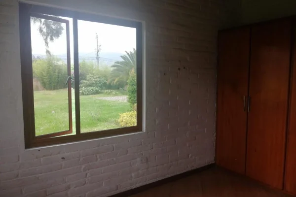 372282053