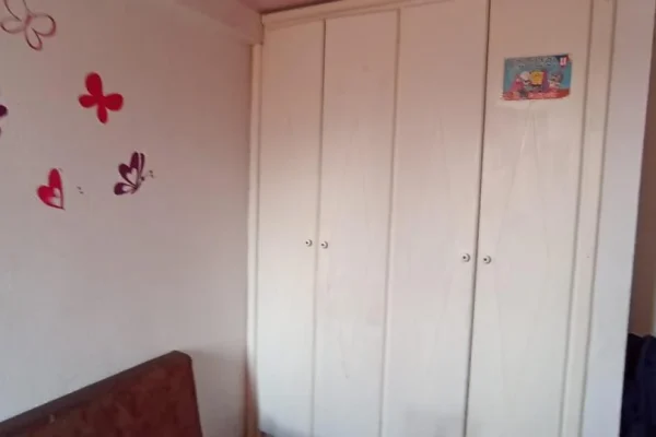 372286573