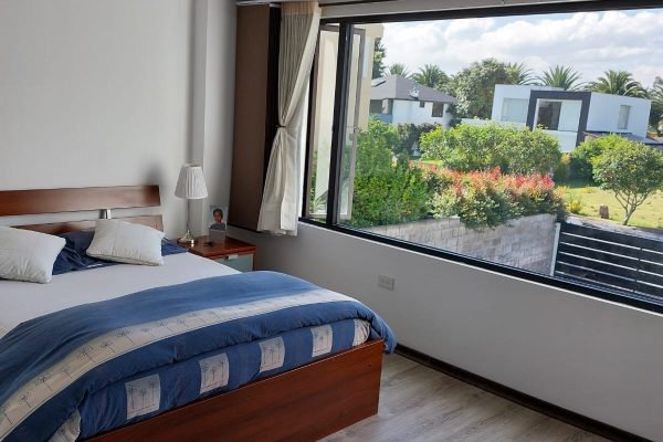 42e5dafc-fd07-426f-b2ba-e0785bc7c747