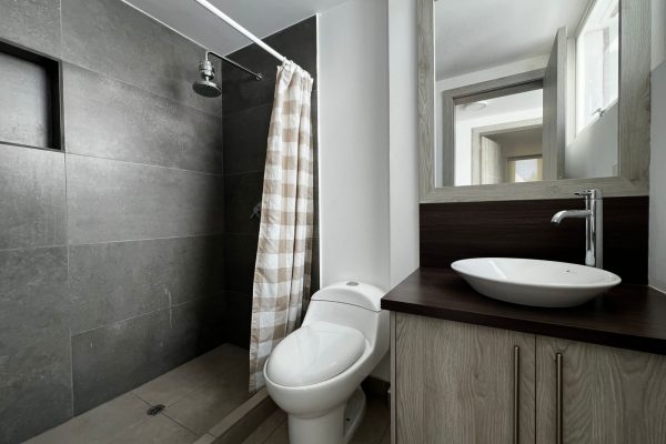 8585173c-abbe-43c7-8468-4285826e4b0a