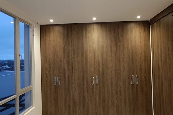 9e34b53d-240a-42bf-b136-6fef0984d7ef-1