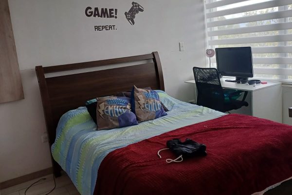 9e366439-927d-45cd-a3b0-8fd81fa1df9a