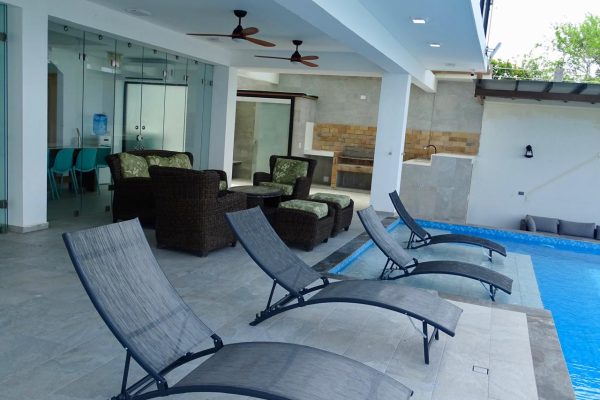 WhatsApp-Image-2024-12-10-at-9.16.36-PM