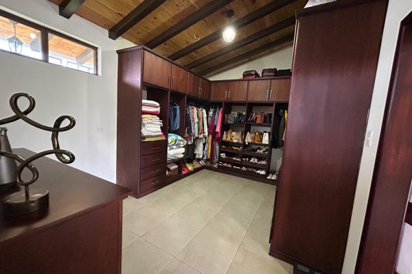 WhatsApp-Image-2025-01-15-at-9.04.31-AM-4-1