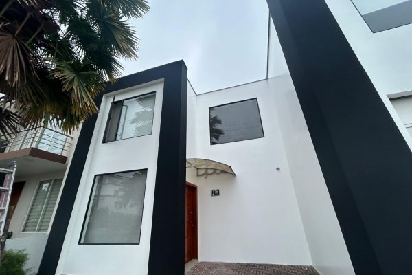 WhatsApp-Image-2025-11-01-at-4.24.43-PM