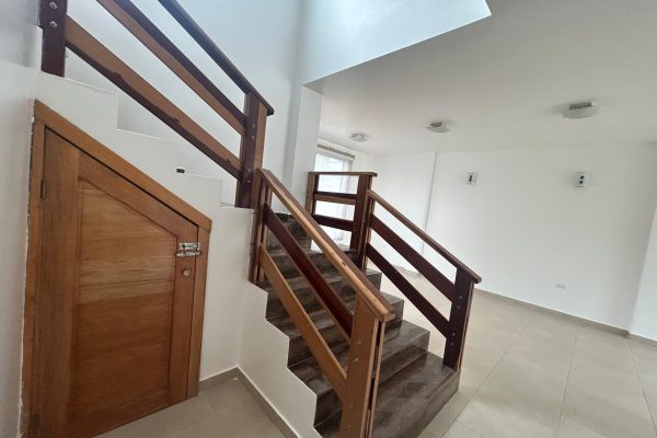 WhatsApp-Image-2025-11-01-at-4.24.45-PM-2