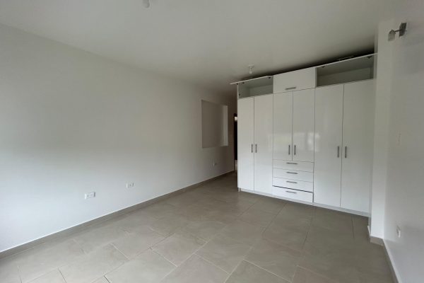 WhatsApp-Image-2025-11-01-at-4.25.43-PM-2