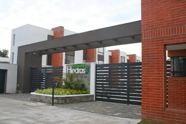 WhatsApp-Image-2025-11-17-at-14.25.14