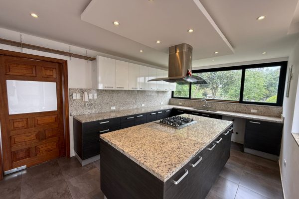 WhatsApp-Image-2025-12-01-at-10.48.33-5