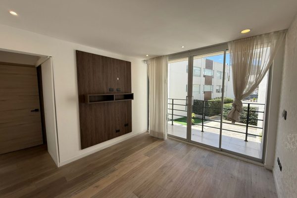 WhatsApp-Image-2026-03-25-at-16.03.00-6