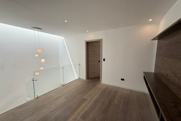 WhatsApp-Image-2026-03-25-at-16.03.01-4