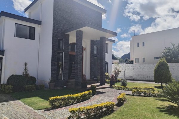 b0bcb15c-fdae-4d6a-8ff6-c931e6542a73