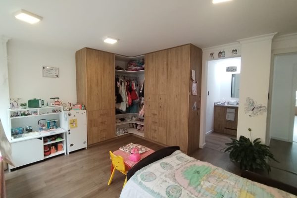 c397d369-e85a-426e-bcc8-2a77a6cf3e37