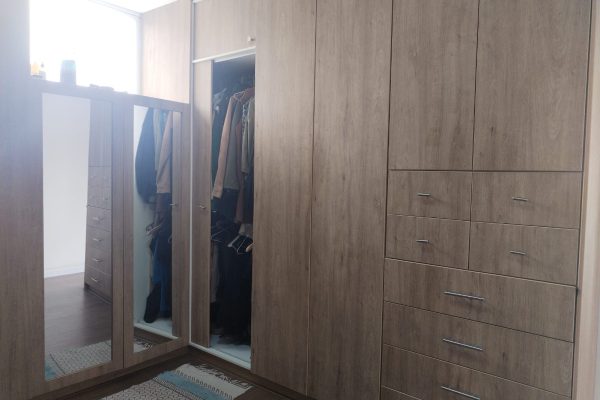 c716a3ea-1115-48b6-a9bb-4aaeb88ad3cc