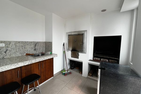 db60c77b-399f-4eba-8a4e-e3d94af23d56