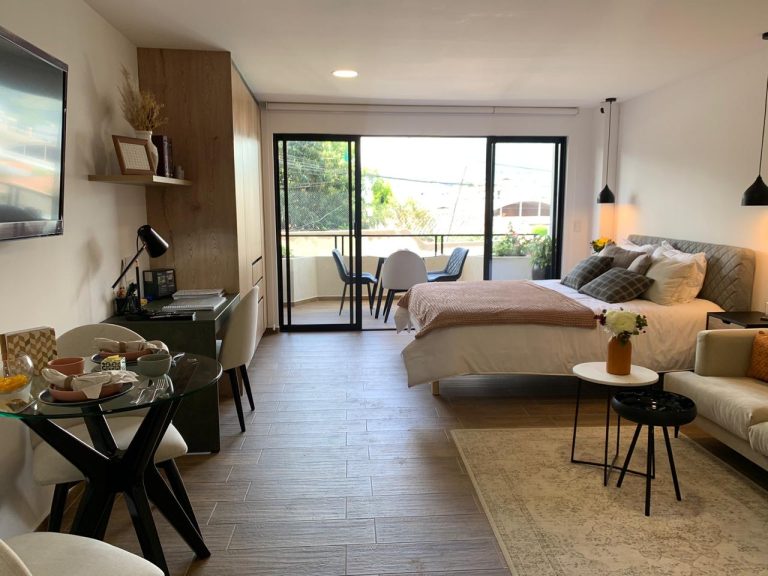 4b70c794-0dd2-495d-9a9f-7c733e46719f-2