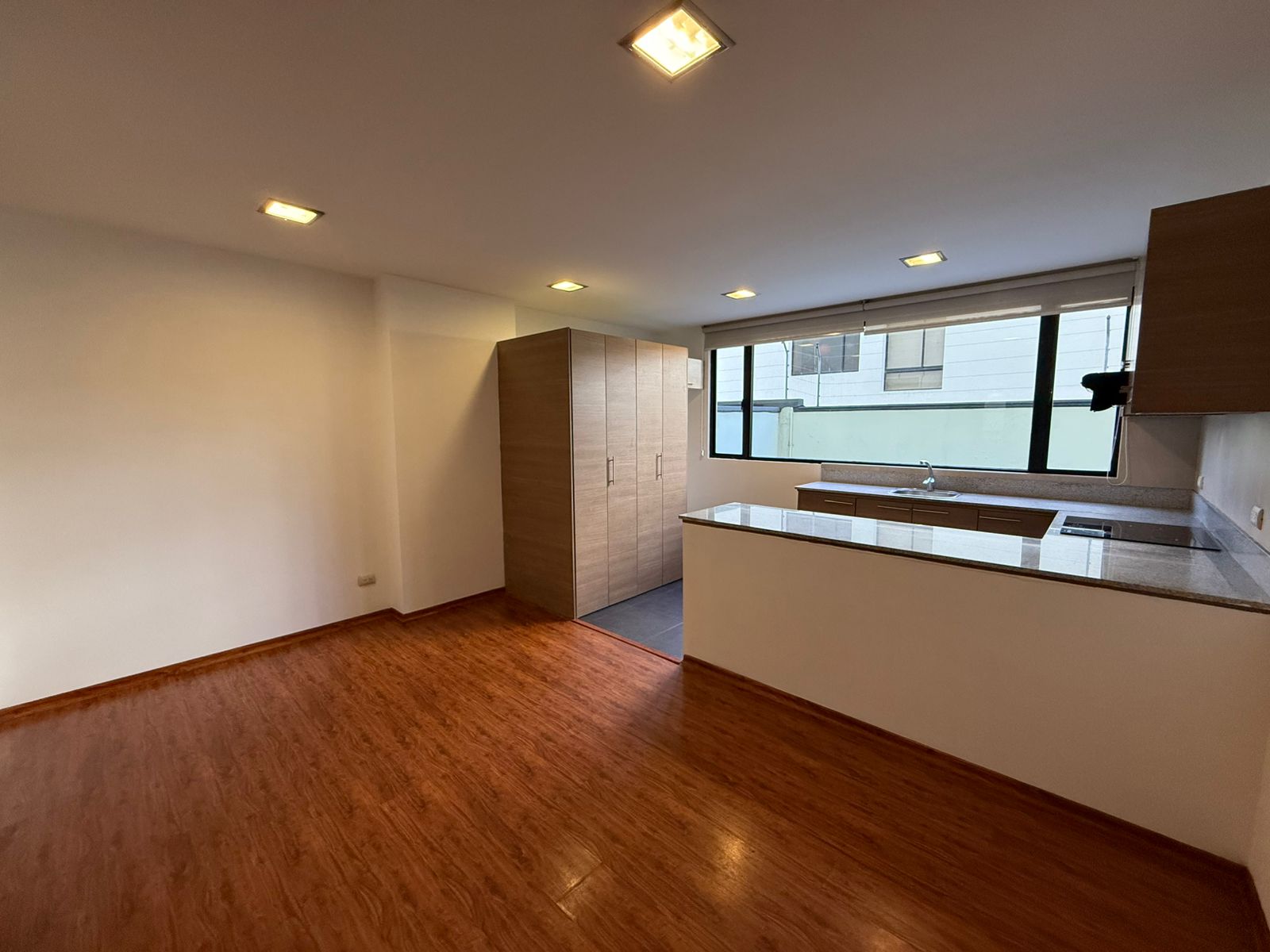 WhatsApp-Image-2026-04-14-at-17.34.23-2-1