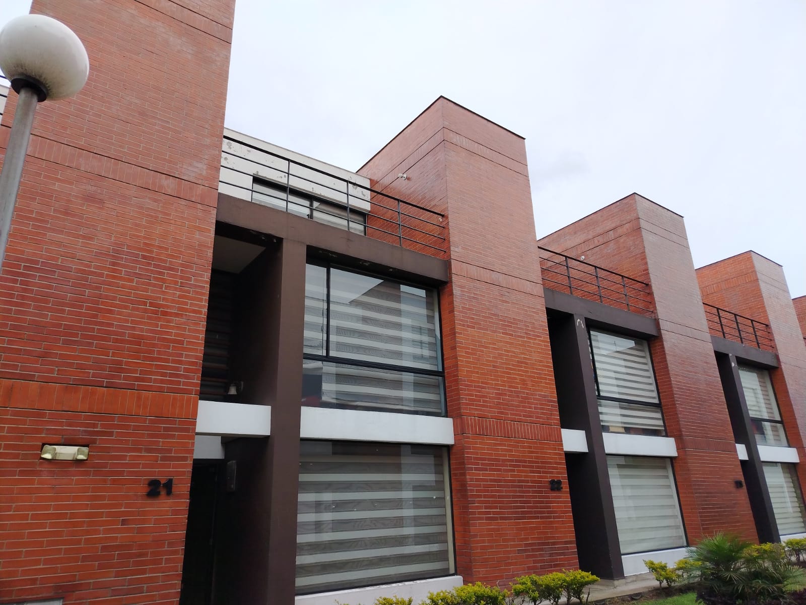 WhatsApp-Image-2025-11-17-at-14.25.31